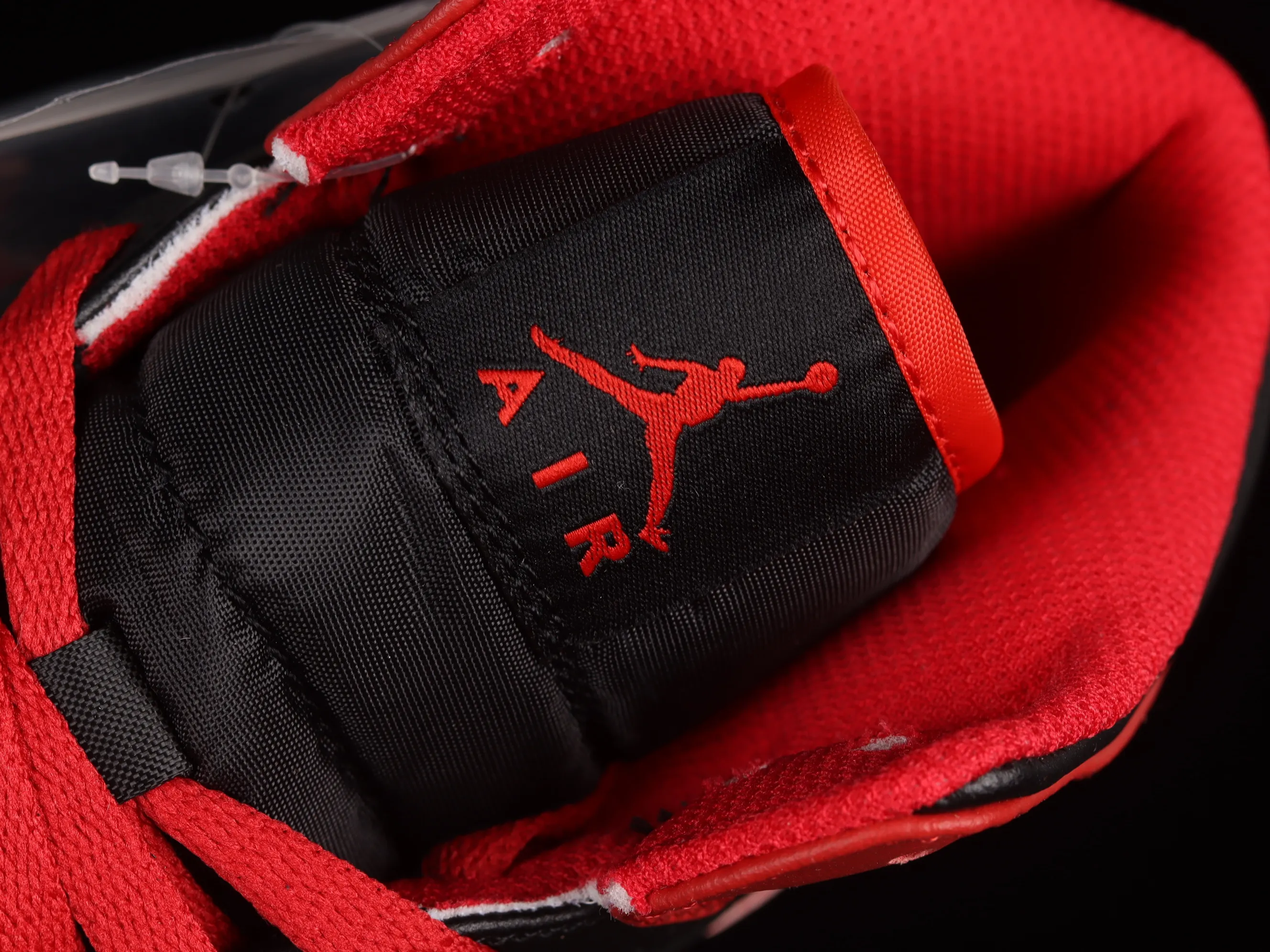 All categories Air Jordan Jordan series basketball shoes Air Jordan 1 Mid Air Jordan 1 Mid AJ1 Joe 1 black and red China basketball shoes DQ8426-060